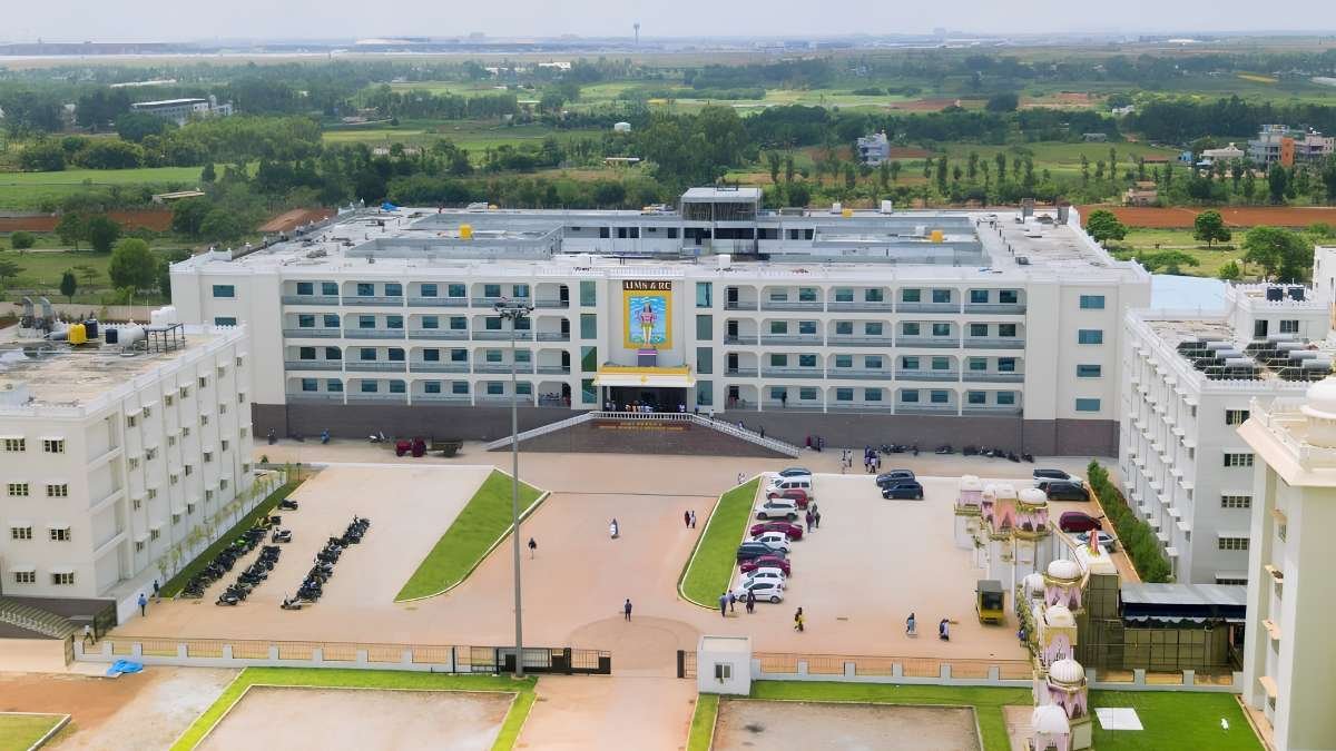Akash Institute of Medical Sciences and Research Centre